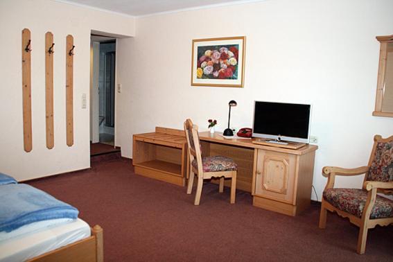 Hotel Bayerischer Hof Rehlings Weißensberg Rom bilde